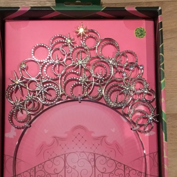 Wicked Glinda’s Bubble Tiara - Picture 5 of 6